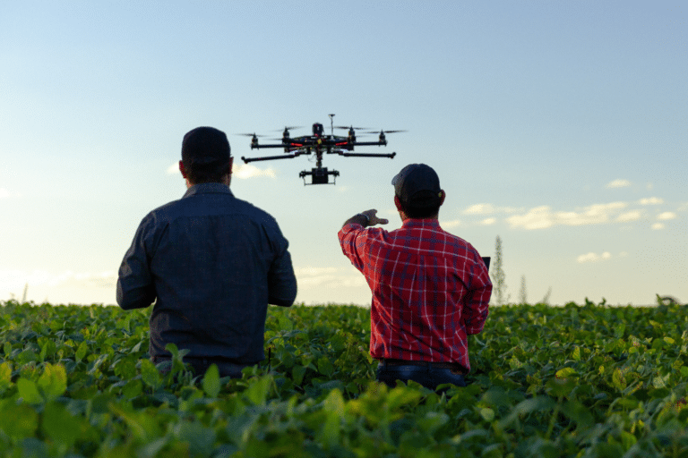 Piloto de drone: profissão tem alta demanda e diárias do serviço podem chegar a R$ 15 mil